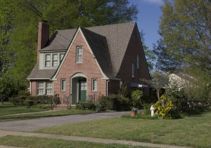 Should I Buy my House Cash or Use a Mortgage?